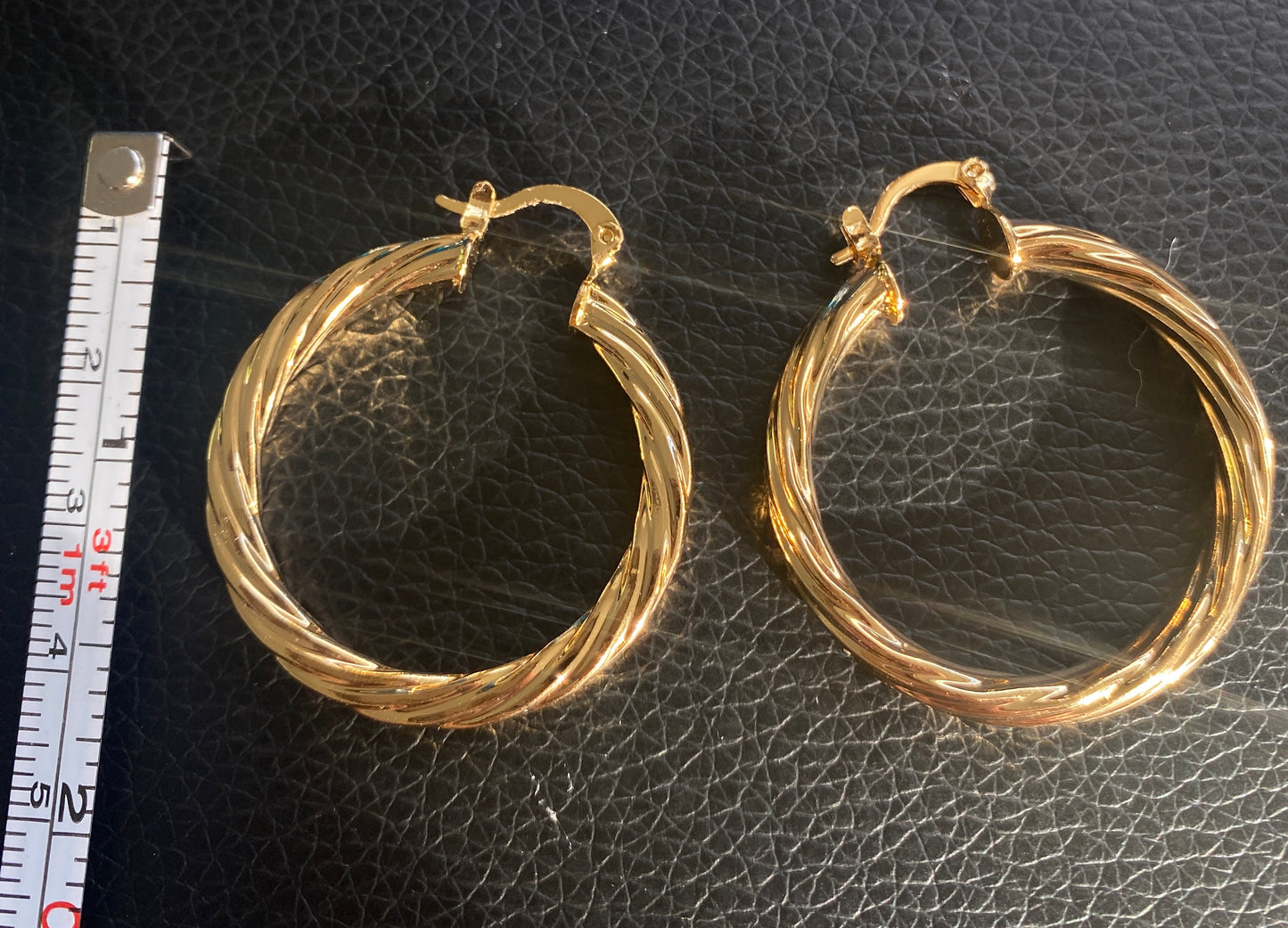 Mini Throne Hoop Earrings
