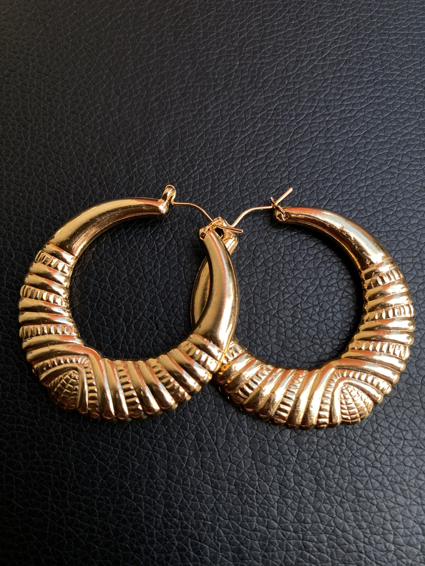 Bunche Park Sweetheart Earrings
