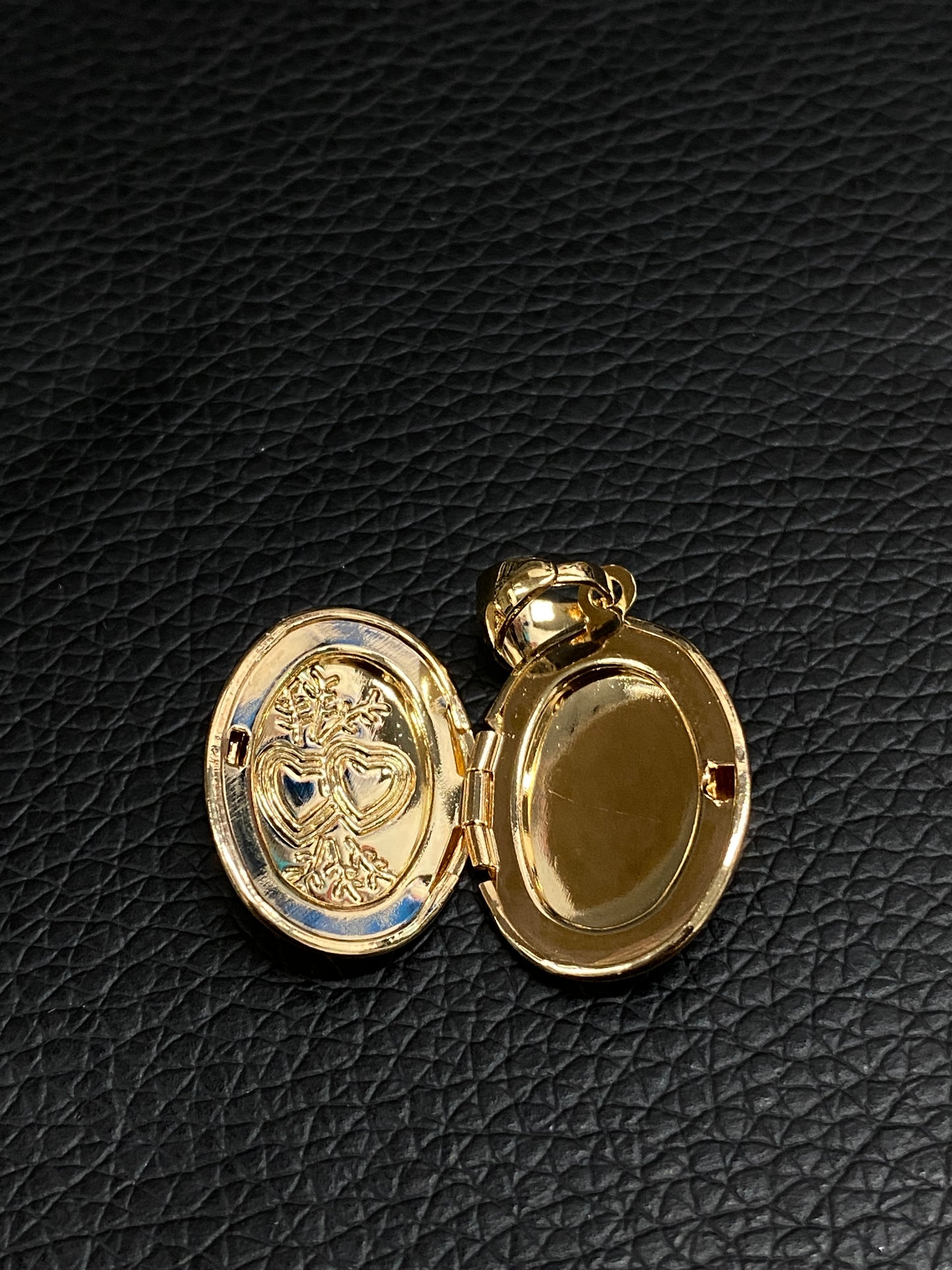 Home Lockets Necklace