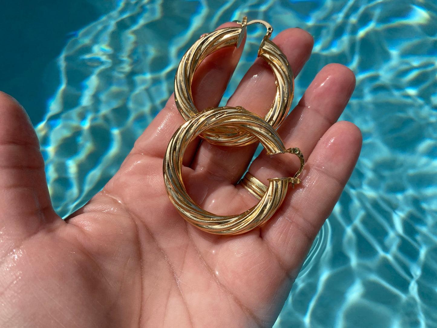 Throne Hoop Earrings