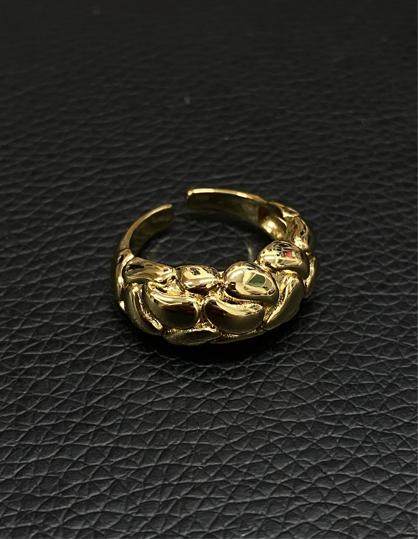 Suha Ring