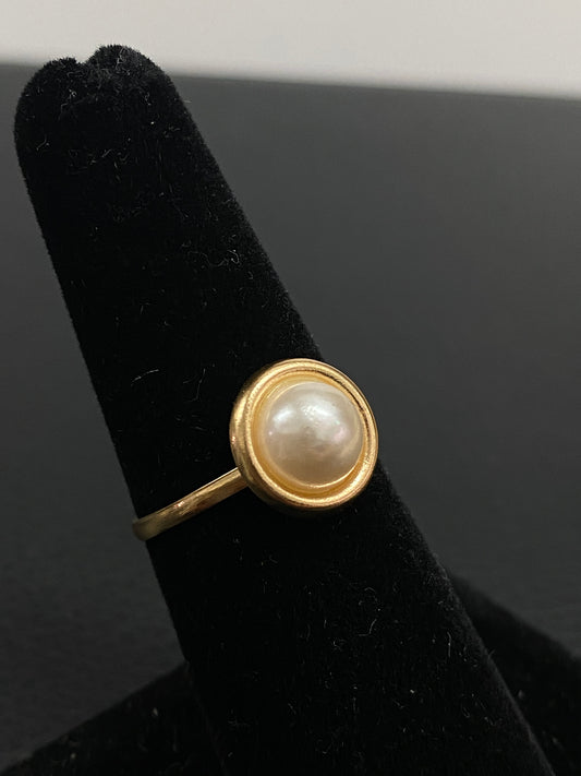 Pearl Ring