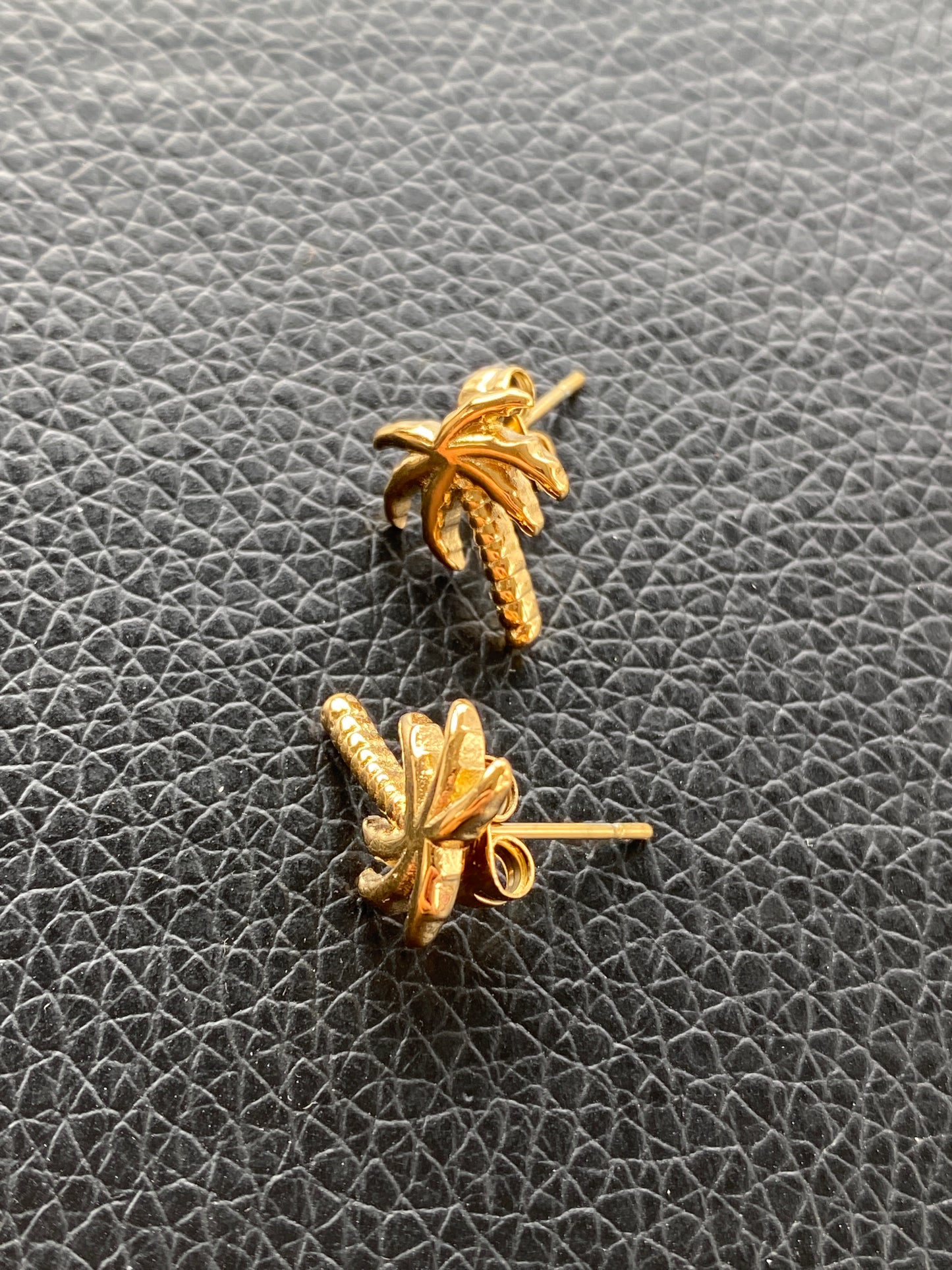 Palm tree Stud Earrings