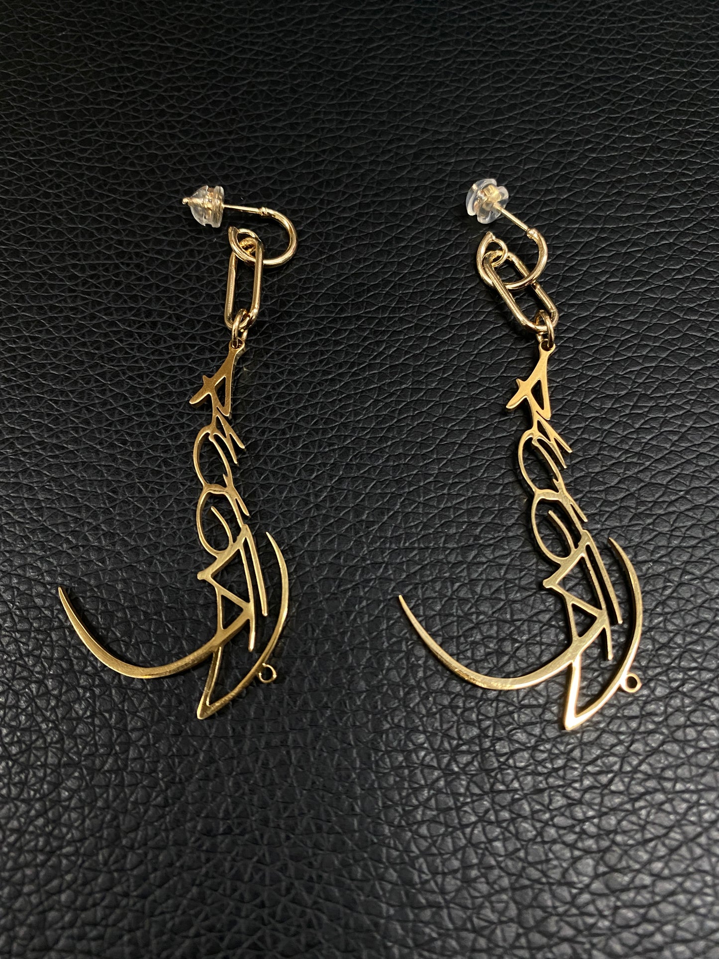 Reefa: Dangle Earrings